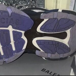 COPY - Balenciagas
